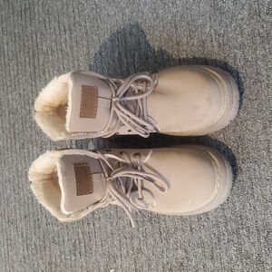 Like New Tan Work Boots Size 9M Fur Lined Balyghaioa Zhenyuezu